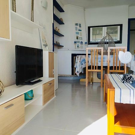 Apartamento Palmeras La Pineda Exterior photo